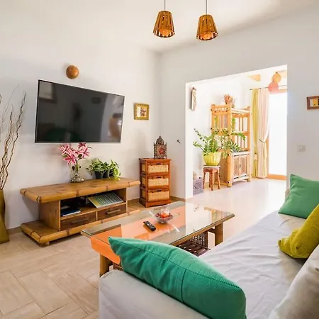 וילה La Isla By Rentaholidayslanzarote *