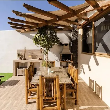 La Isla By Rentaholidayslanzarote Villa *