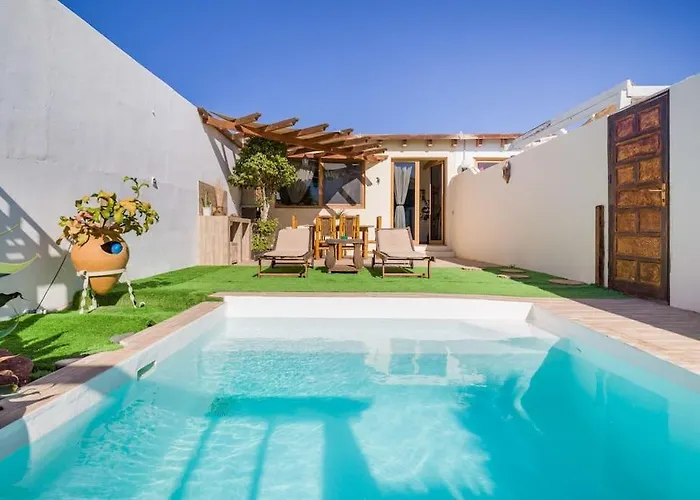 La Isla By Rentaholidayslanzarote *