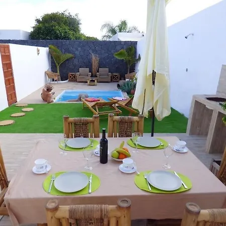 La Isla By Rentaholidayslanzarote فيلة بلايا بلانكا